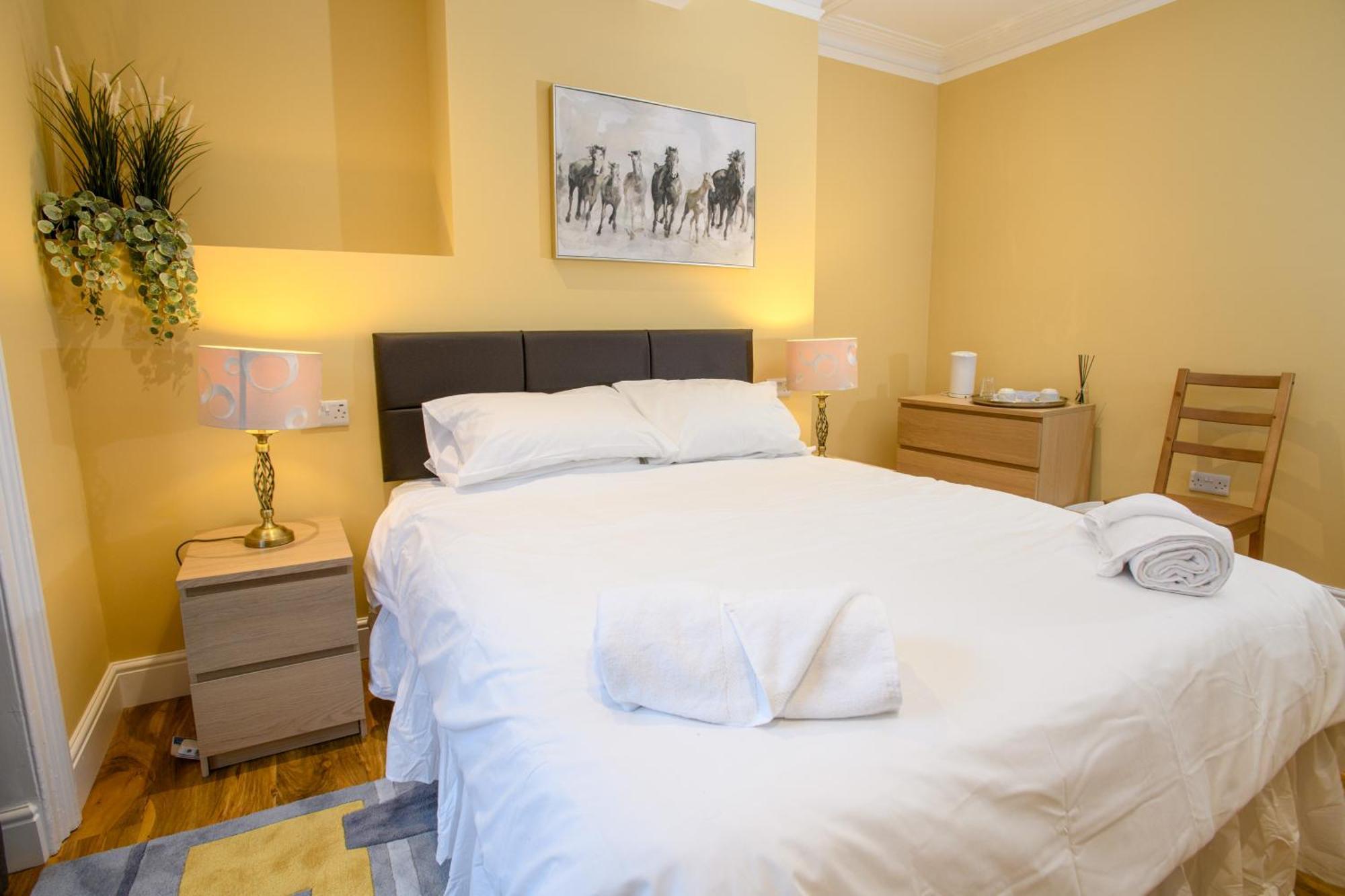 Tavmar Accommodation Lincoln Extérieur photo