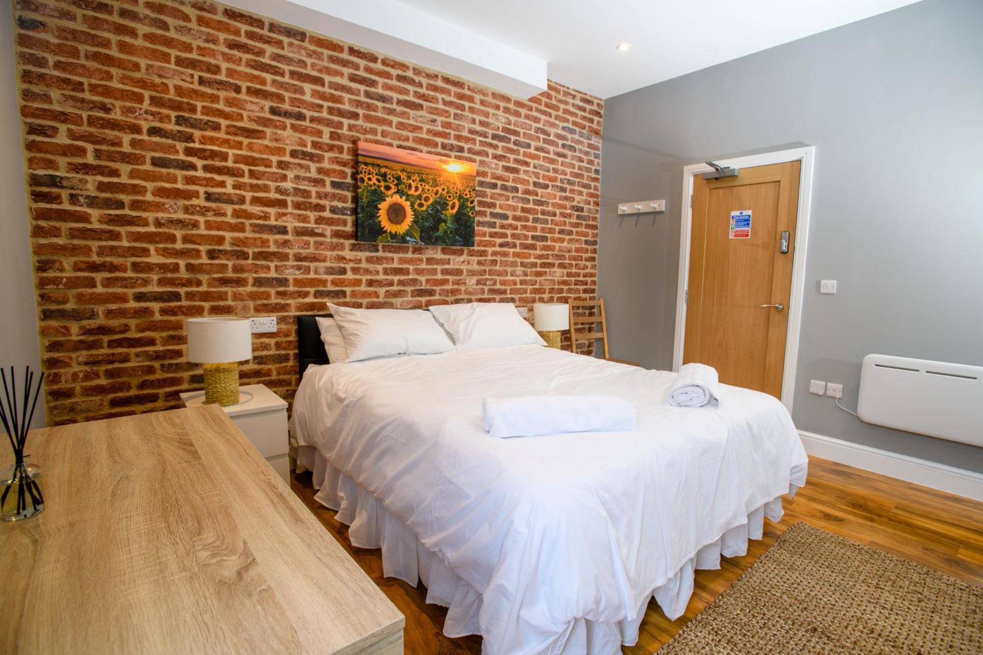 Tavmar Accommodation Lincoln Extérieur photo